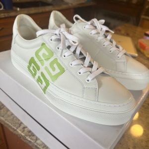Givenchy mens chito city sport sneaker size 44